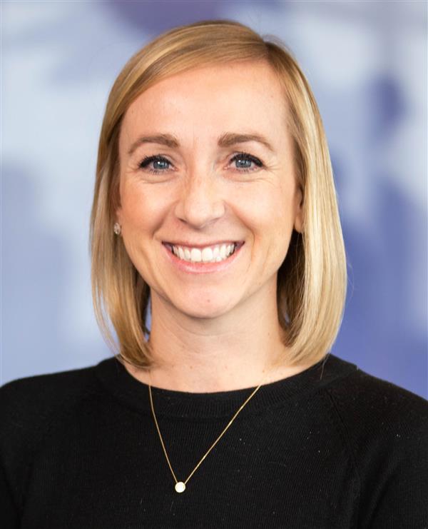 Laura Rosenhahn, FNP